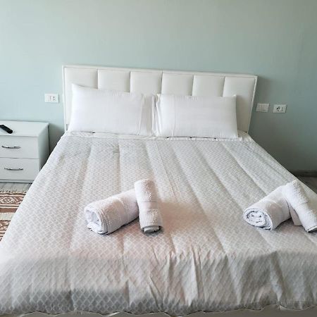 Agroni Rooms Tirana Bagian luar foto