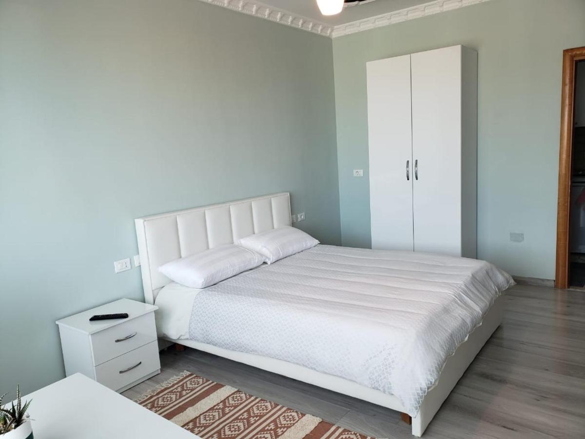Agroni Rooms Tirana Bagian luar foto