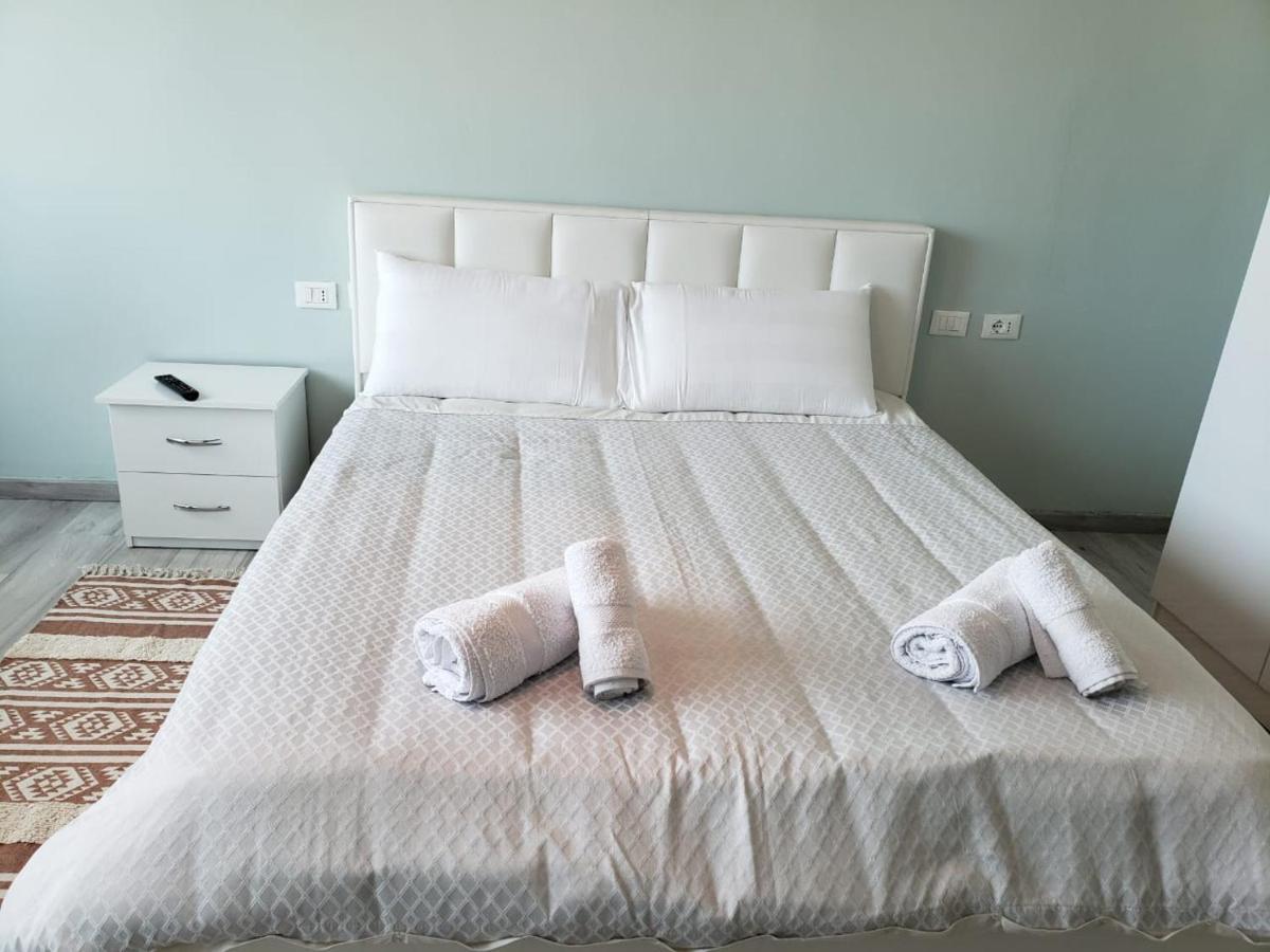 Agroni Rooms Tirana Bagian luar foto